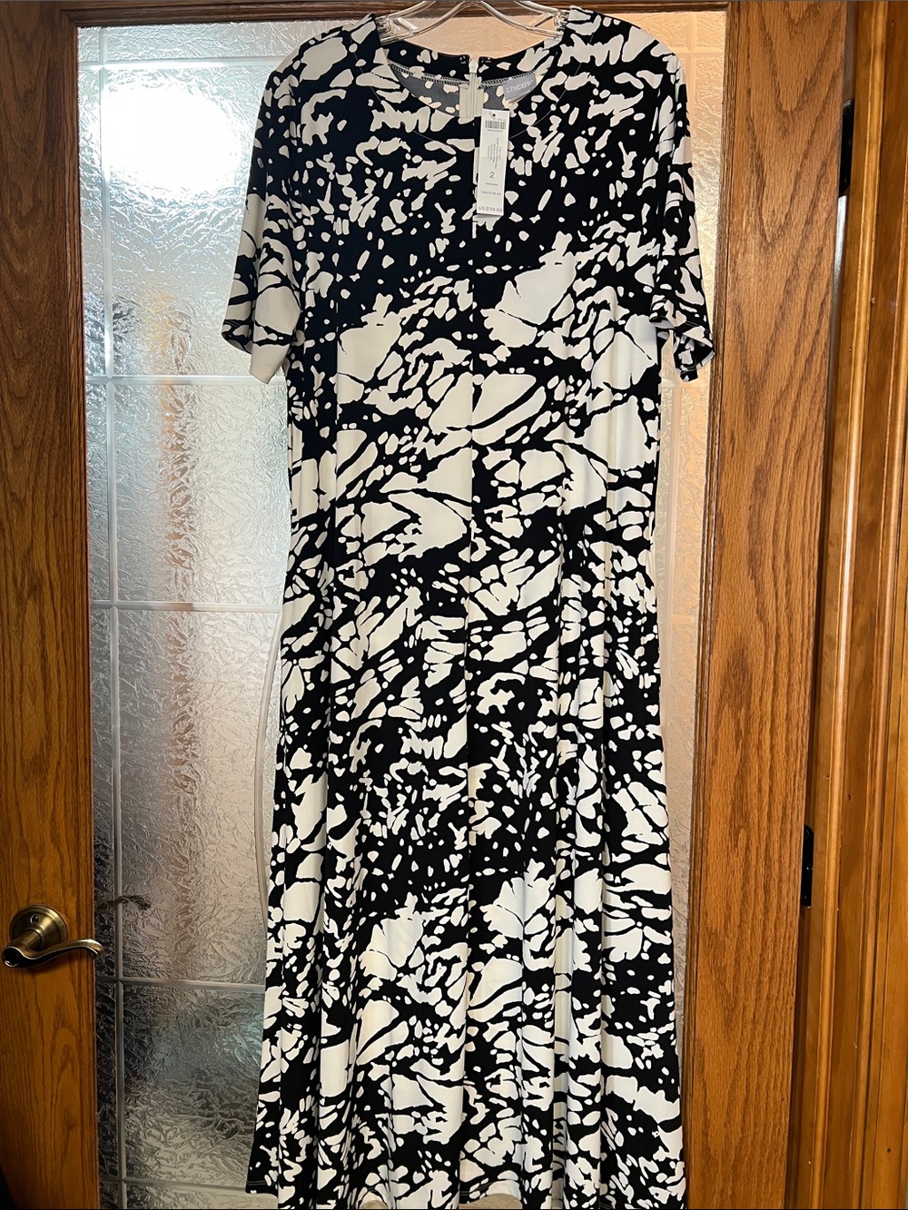 Chico’s Black  and White Abstract Print Women’s Dress
